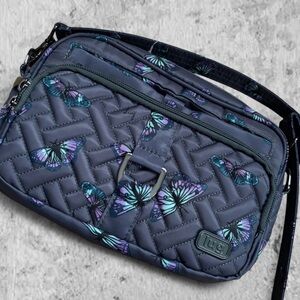 Lug Quilted Butterfly Print Crossbody Bag - Blue